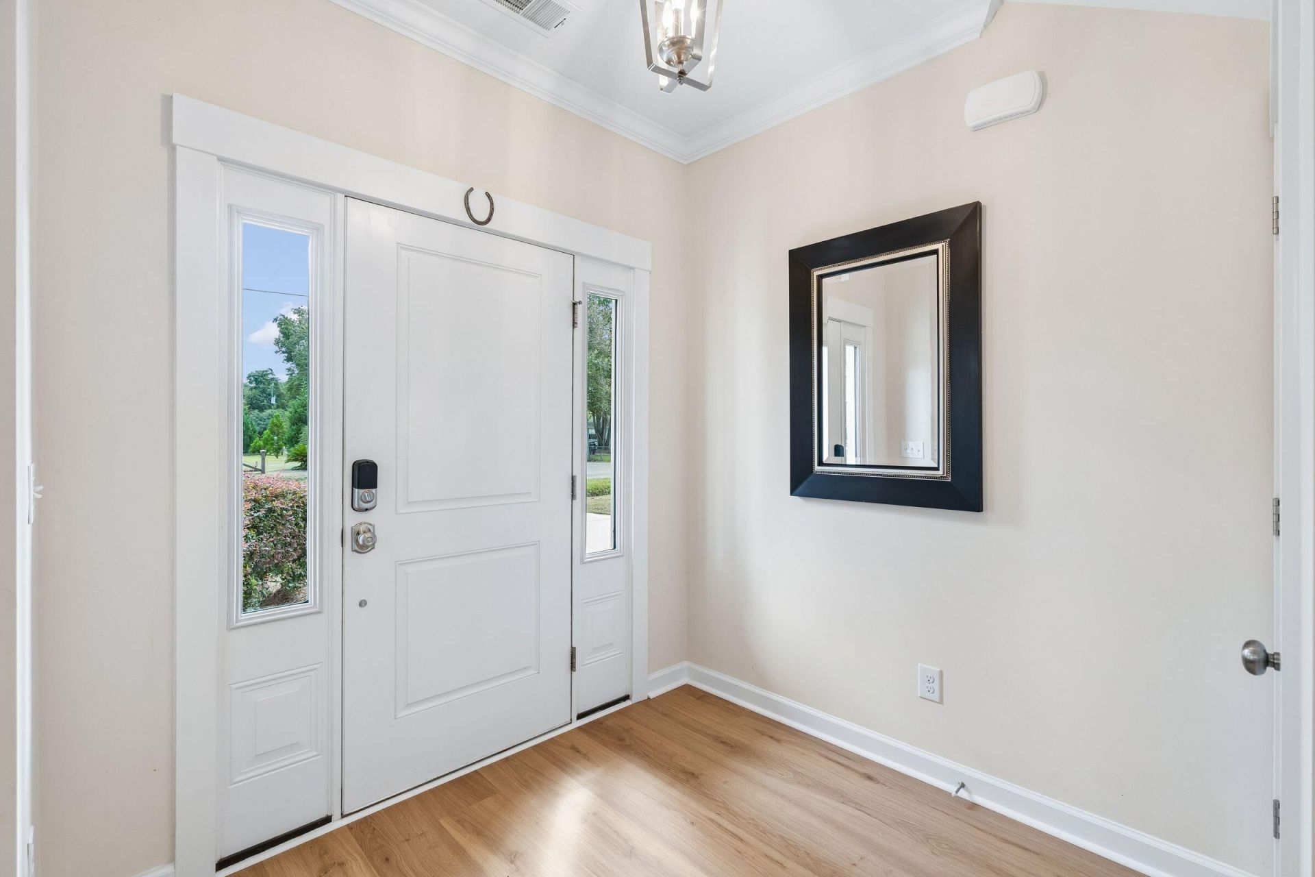 3328 Dunwick Drive Photo 2