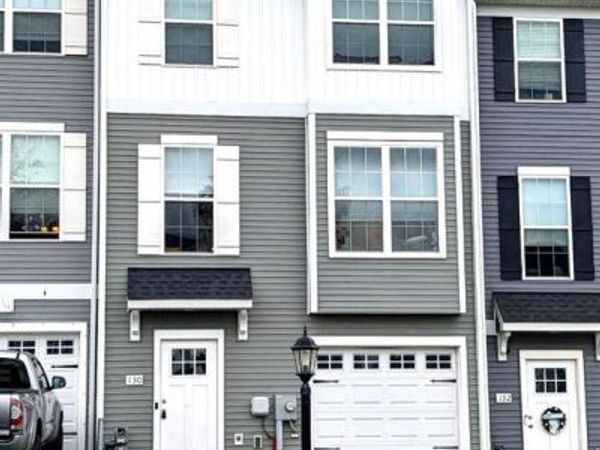 130 OVERLOOK DRIVE , HANOVER, PA 17331
