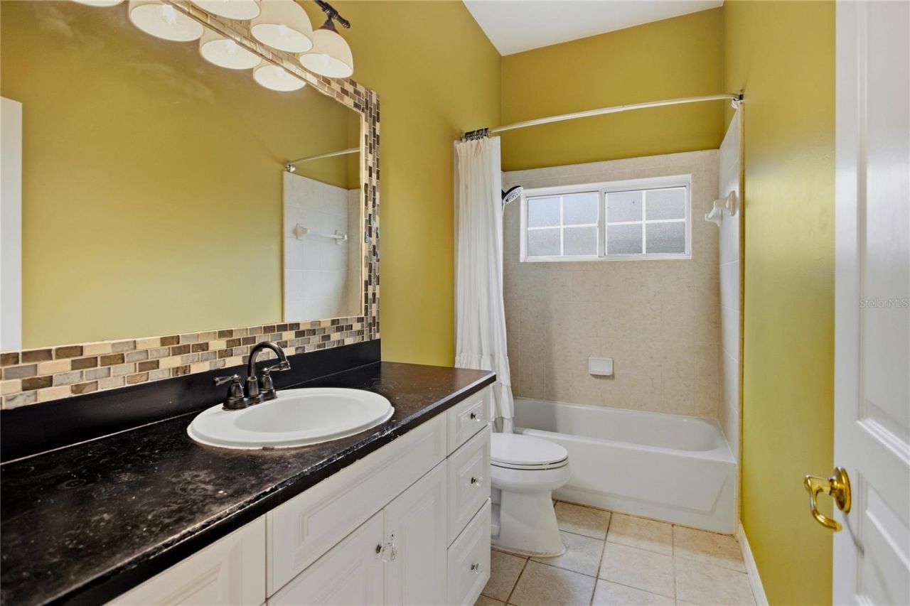 915 SW 86th Way , Gainesville, FL 32607 Photo