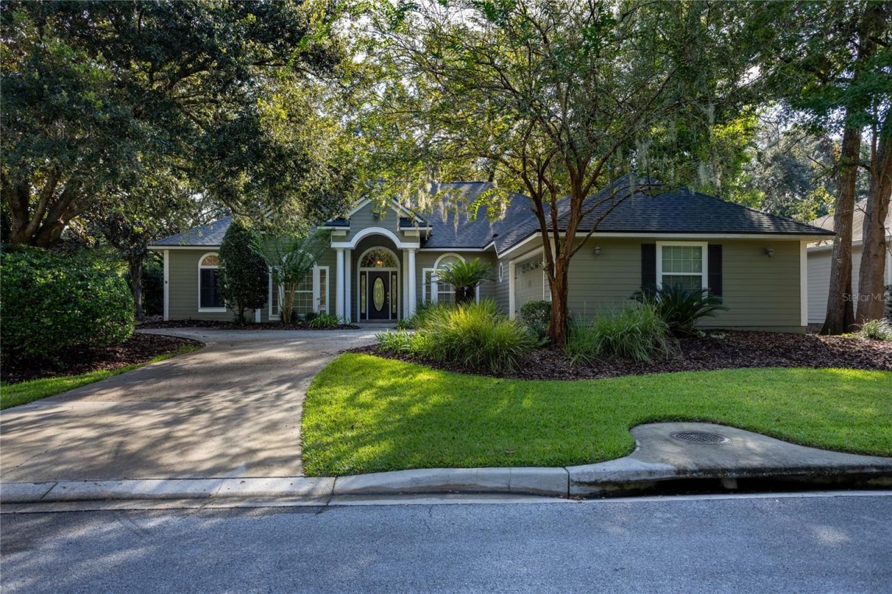 915 SW 86th Way, Gainesville, FL 32607 Photo