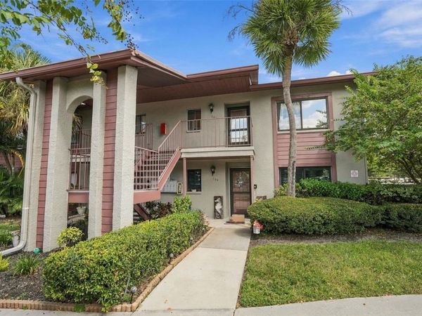 729 83RD AVENUE N, Unit 204, ST PETERSBURG, FL 33702