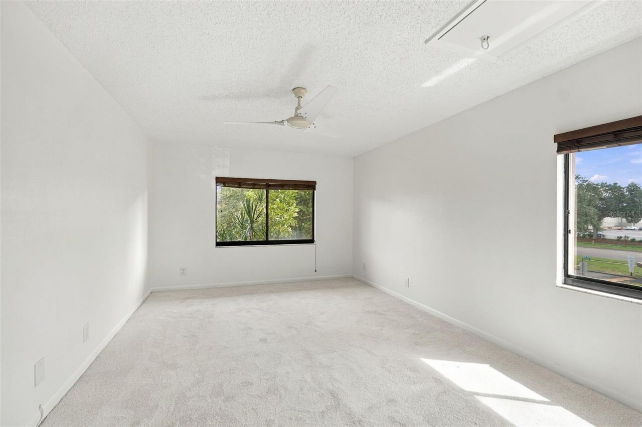 729 83rd Avenue N, Unit 204, Saint Petersburg, FL 33702 Photo