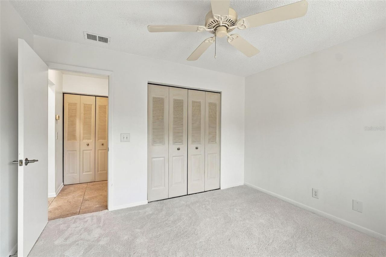 729 83rd Avenue N, Unit 204, Saint Petersburg, FL 33702 Photo