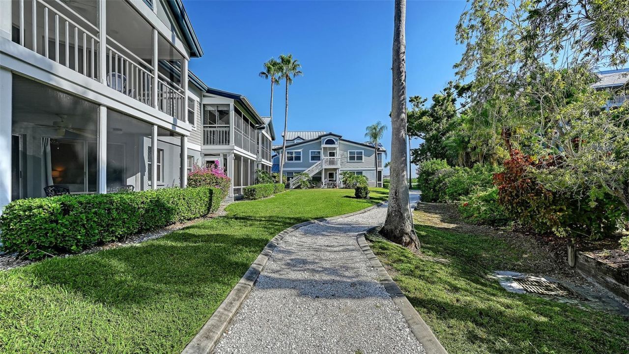 1328 Siesta Bayside Drive, Unit 1328C, Sarasota, FL 34242 Photo