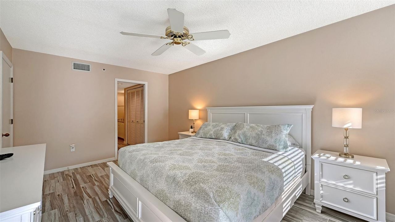 1328 Siesta Bayside Drive, Unit 1328C, Sarasota, FL 34242 Photo