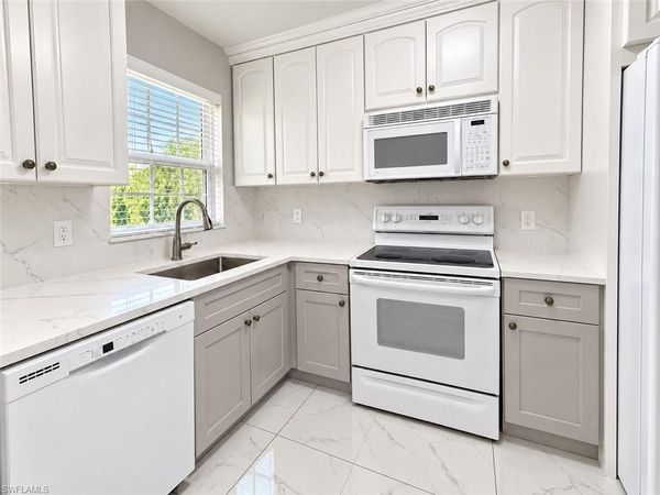 501 Forest Lakes BLVD, Unit 212, NAPLES, FL 34105