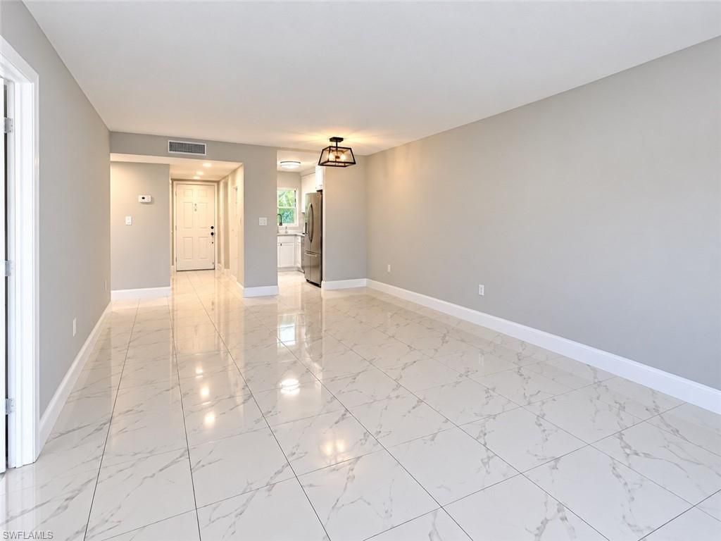 501 Forest Lakes Blvd, Unit 212, Naples, FL 34105 Photo