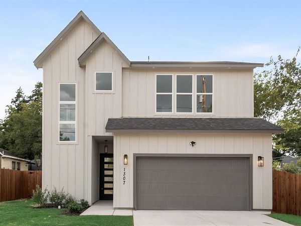 1307 Diceman Avenue , Dallas, TX 75203