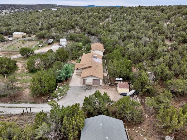 56 Steeplechase Drive, Edgewood, NM 87015