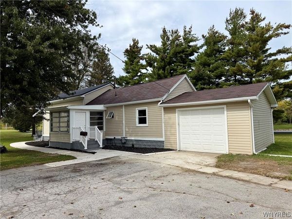275 Central Avenue , Lancaster, NY 14086