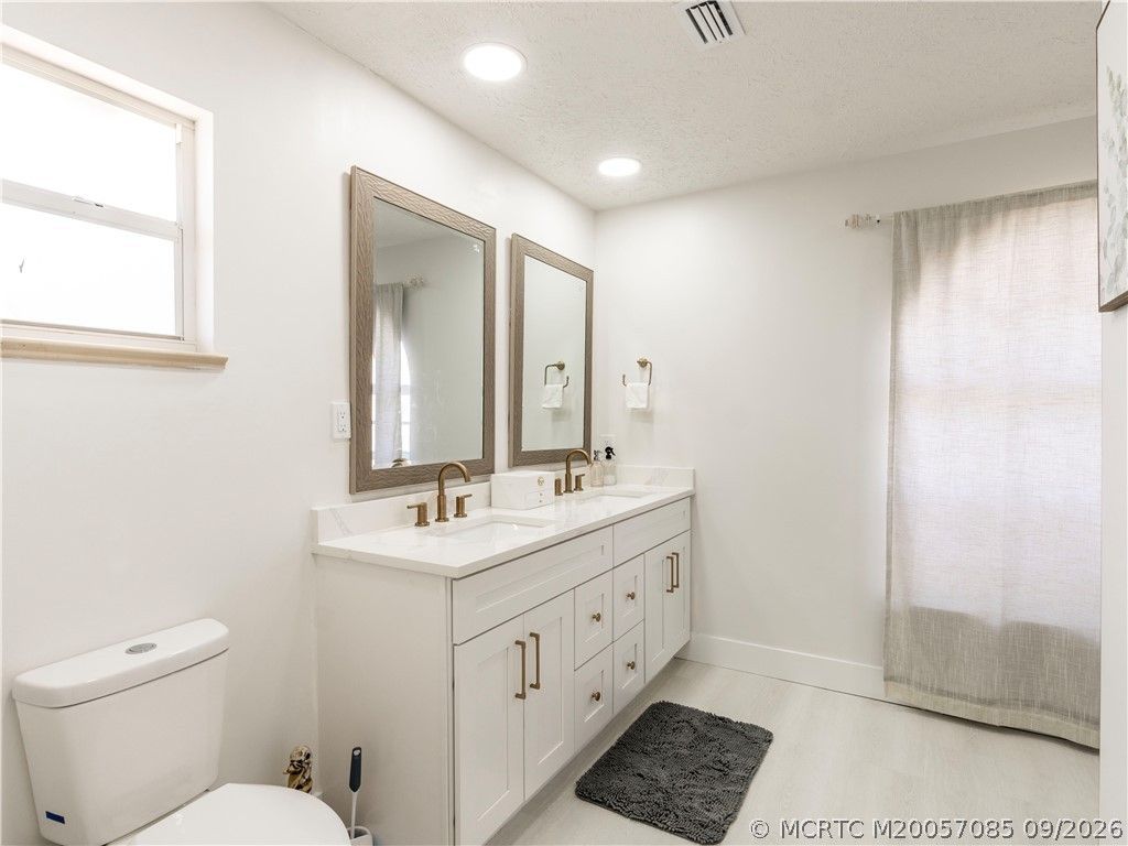 1123 SW Oak Hollow Court, Palm City, FL 34990 Photo