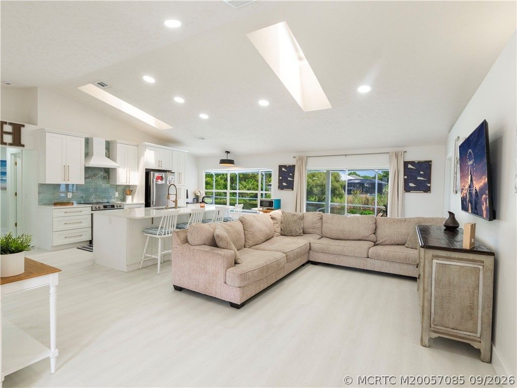 1123 SW Oak Hollow Court, Palm City, FL 34990 Photo