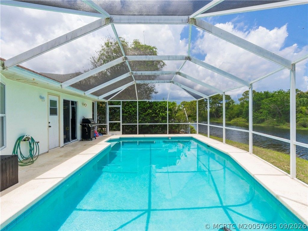 1123 SW Oak Hollow Court, Palm City, FL 34990 Photo