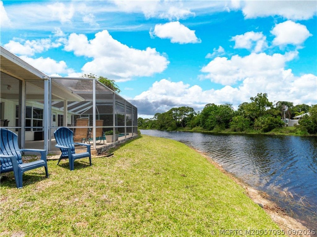 1123 SW Oak Hollow Court, Palm City, FL 34990 Photo