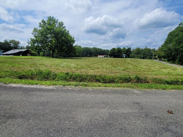 0 Duckpond Rd, Unit 2, Palmer, TN 37365