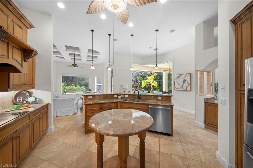 7620 Palmer Ct , Naples, FL 34113 Photo