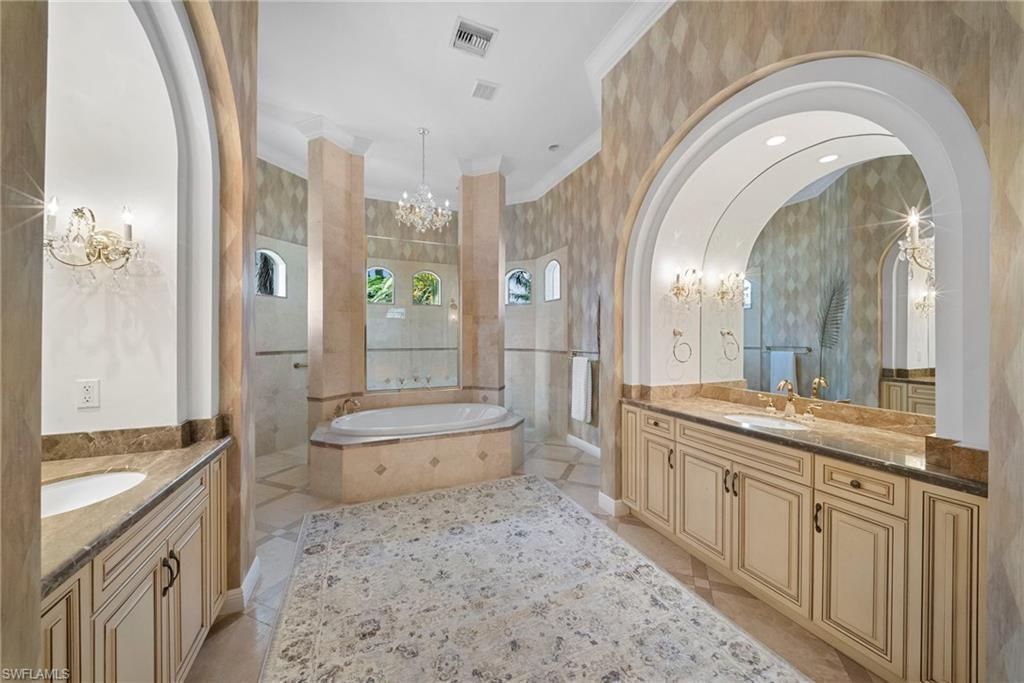 7620 Palmer Ct , Naples, FL 34113 Photo