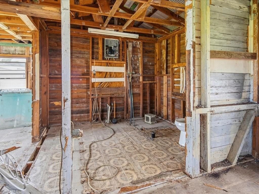 403 Mango Ave, Goodland, FL 34140 Photo