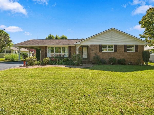 1046 North Elm Avenue, Erwin, TN 37650