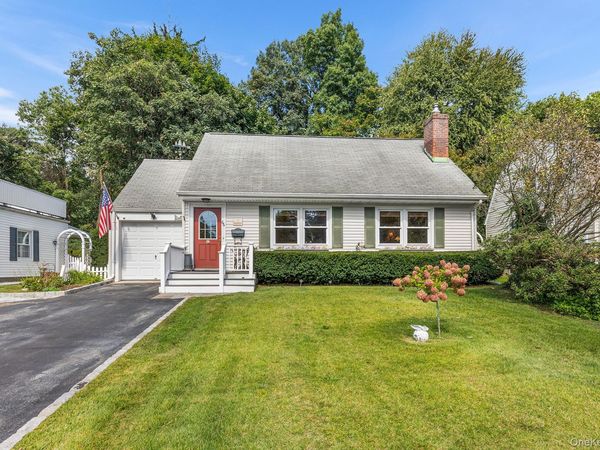 66 Randolph Road , White Plains, NY 10607