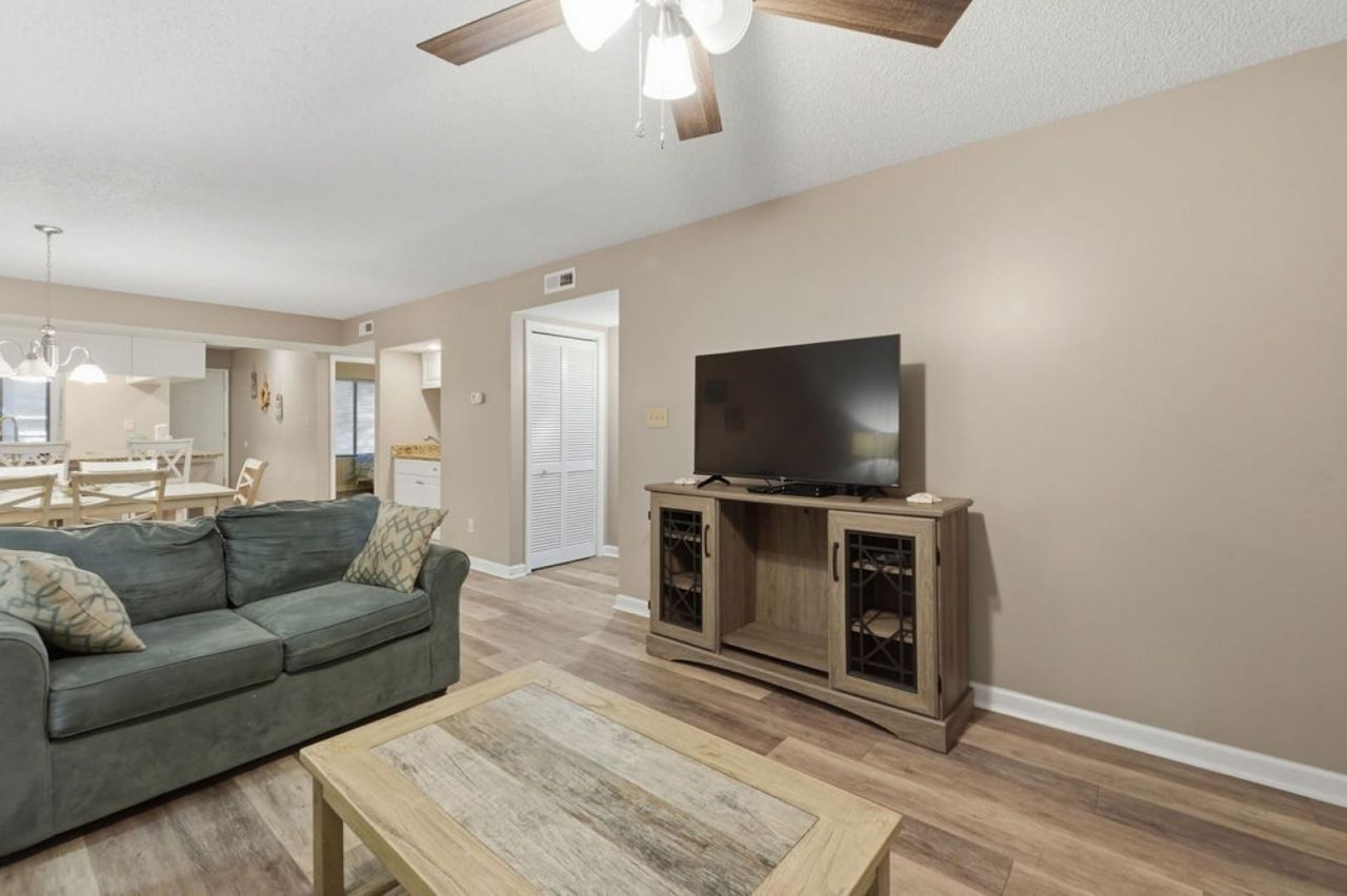 223 Maison Dr.  Photo 11