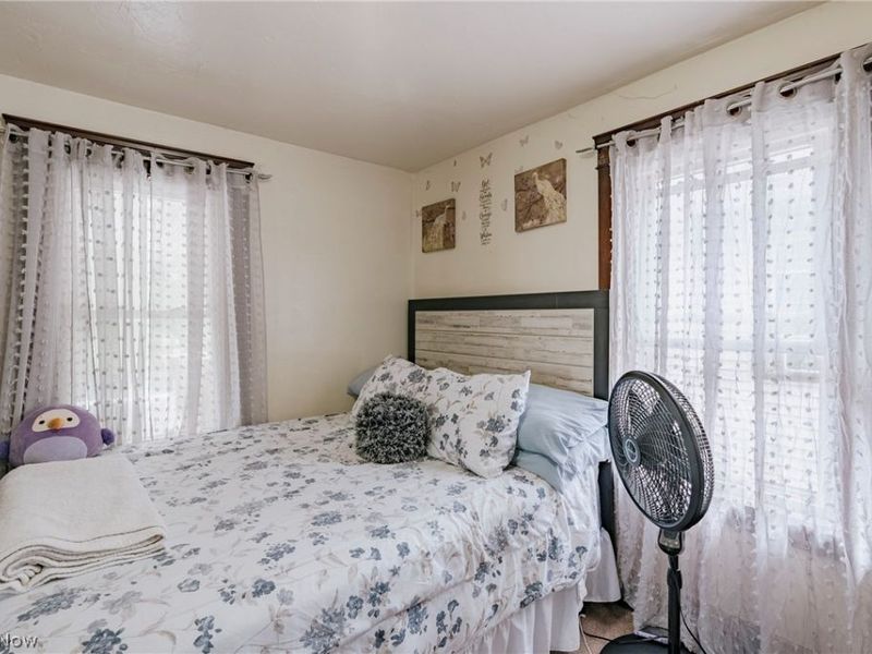 380 E 165th Street, Cleveland, OH 44110 Photo 10
