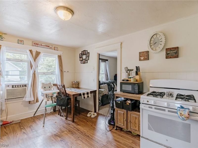 380 E 165th Street, Cleveland, OH 44110 Photo 7