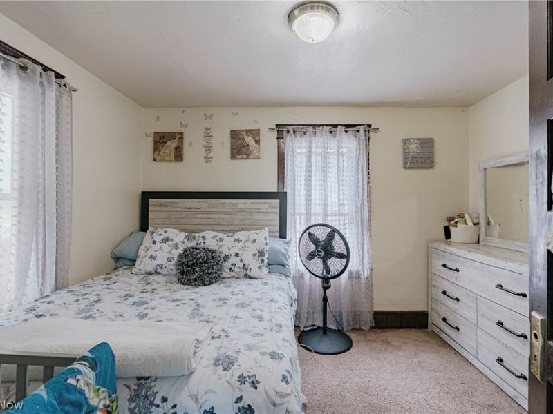 380 E 165th Street, Cleveland, OH 44110 Photo 9