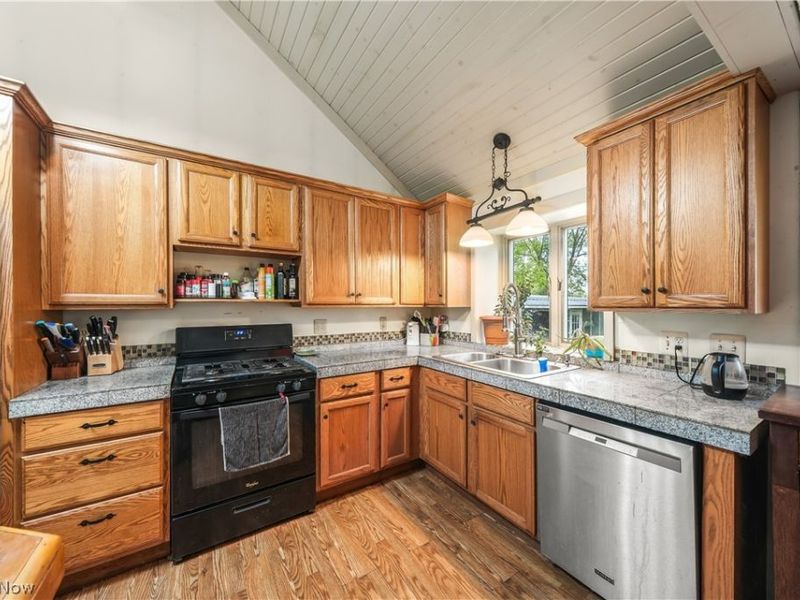 4595 High Street, Mantua, OH 44255 Photo 3