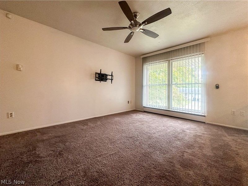865 Landsdowne Avenue NW, Warren, OH 44485 Photo 9