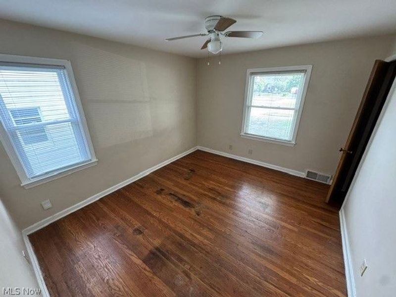 1068 S Belvoir Boulevard, South Euclid, OH 44121 Photo 8