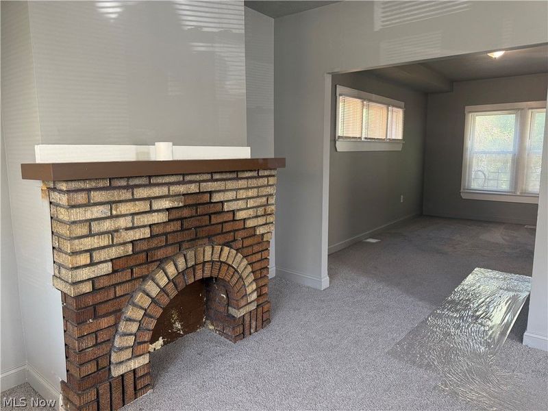 9123 Kempton Avenue, Cleveland, OH 44108 Photo 11