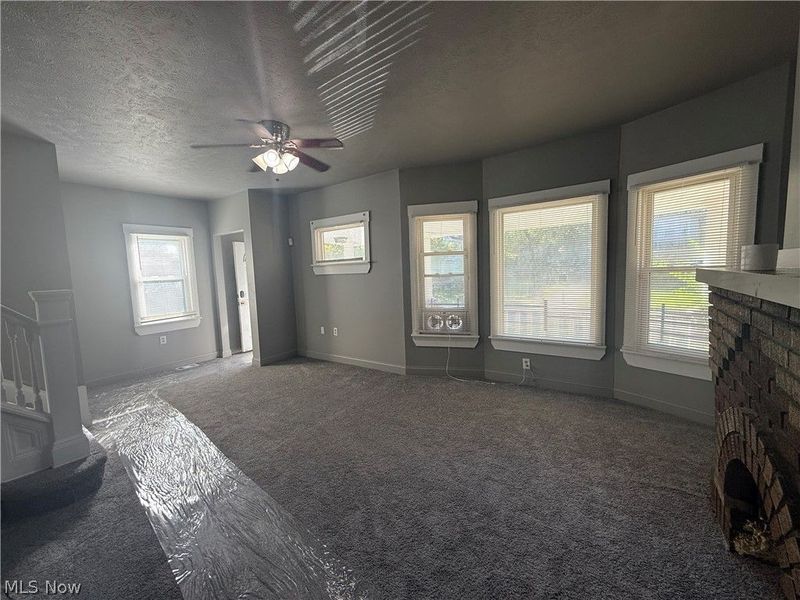 9123 Kempton Avenue, Cleveland, OH 44108 Photo 8