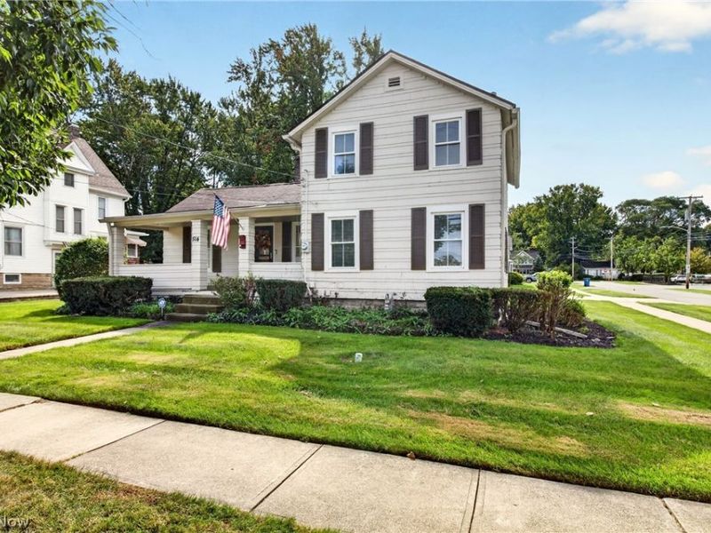 514 Park Avenue, Amherst, OH 44001 Photo 1