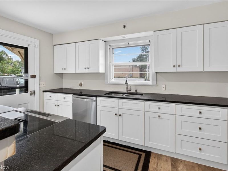 514 Park Avenue, Amherst, OH 44001 Photo 17