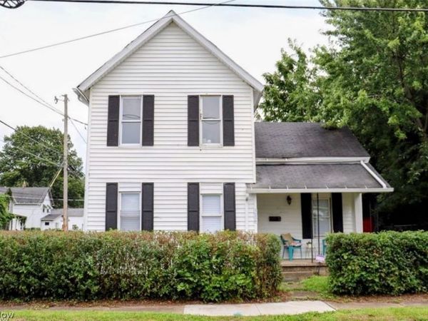 316 Young Avenue NE, Canton, OH 44704