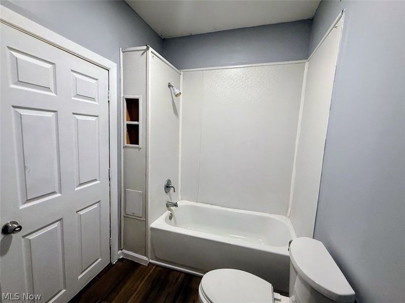 316 Young Avenue NE, Canton, OH 44704 Photo 12
