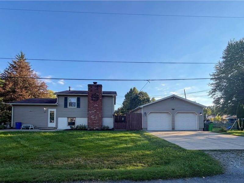 1076 Homestead, Alliance, OH 44601 Photo 1