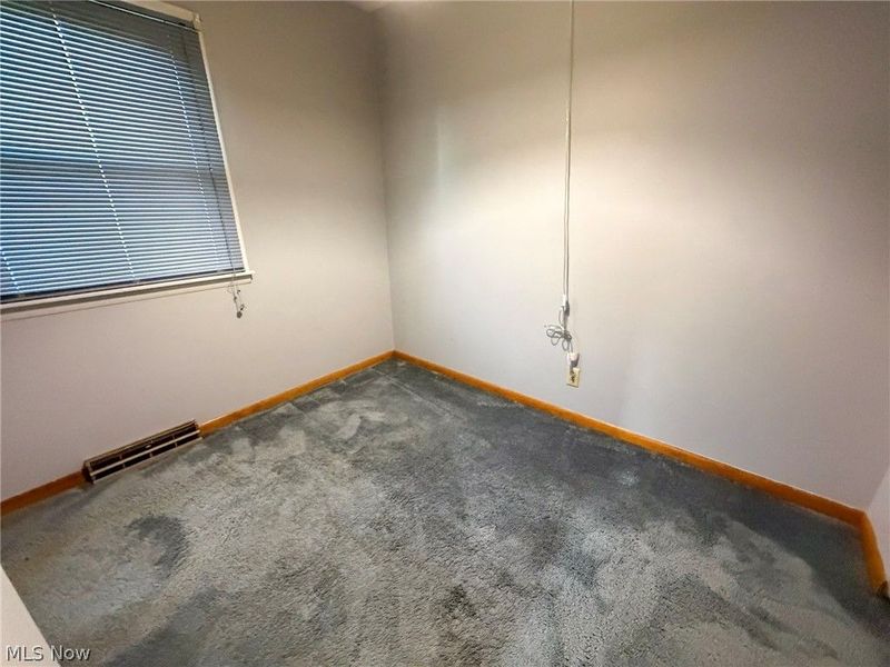 1076 Homestead, Alliance, OH 44601 Photo 16