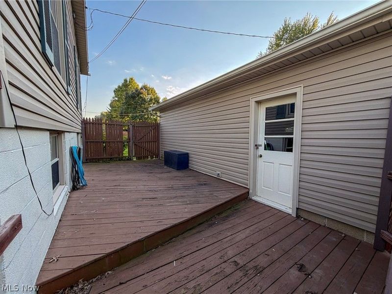 1076 Homestead, Alliance, OH 44601 Photo 25