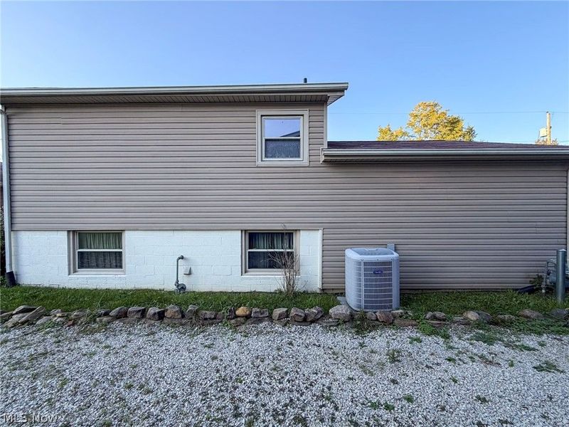 1076 Homestead, Alliance, OH 44601 Photo 29
