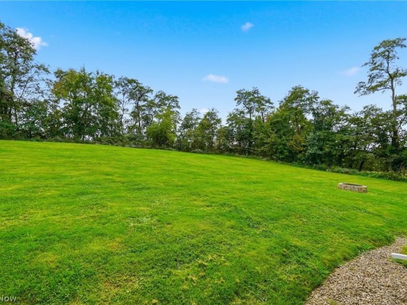 375 Black Road, Hopewell, OH 43746 Photo 7