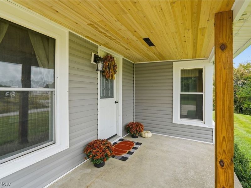 375 Black Road, Hopewell, OH 43746 Photo 8
