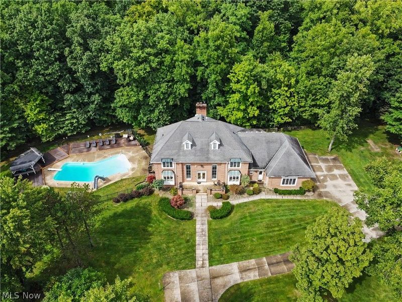 1295 Connecticut Woods Drive, Hudson, OH 44236 Photo 2