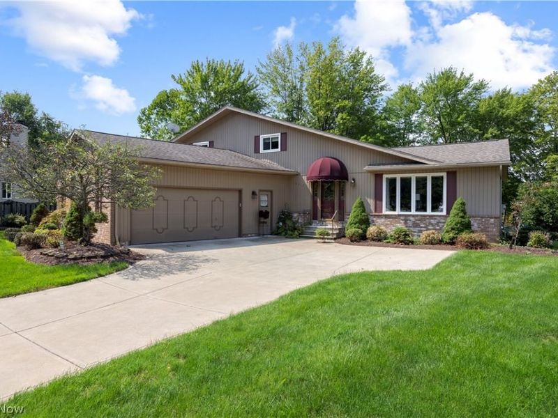 14317 Wilma Drive, Strongsville, OH 44136 Photo 2