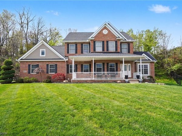 2541 Turf Paradise Drive, Stow, OH 44224