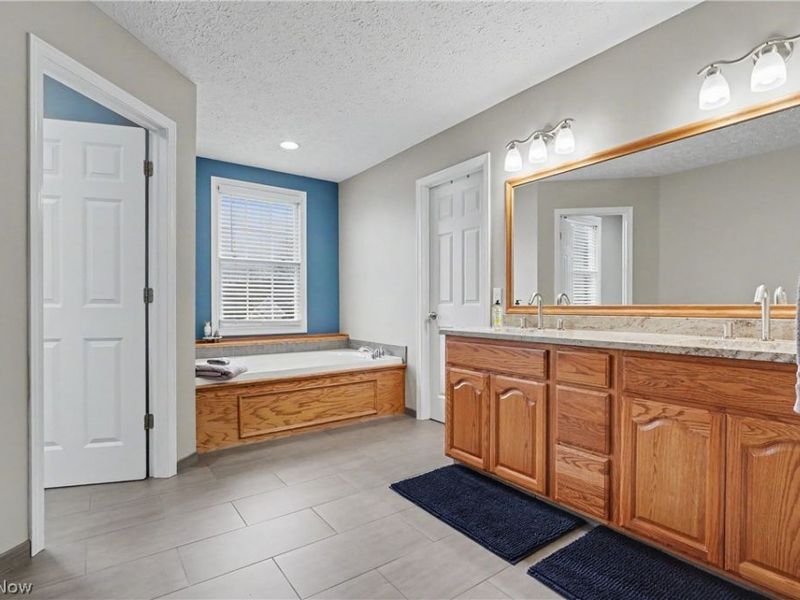2541 Turf Paradise Drive, Stow, OH 44224 Photo 22