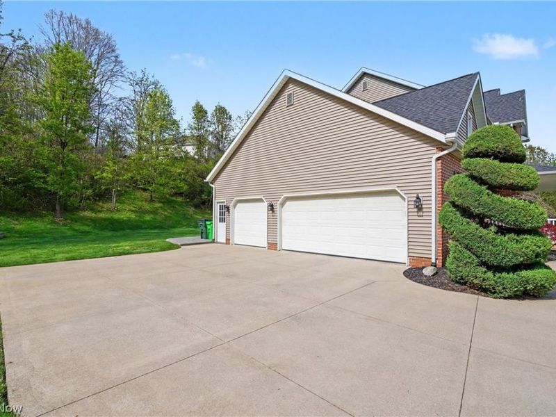 2541 Turf Paradise Drive, Stow, OH 44224 Photo 5