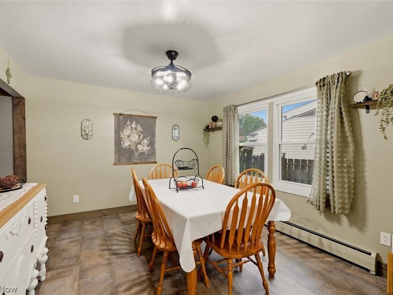 1708 Coventry Avenue NE, Warren, OH 44483 Photo 11