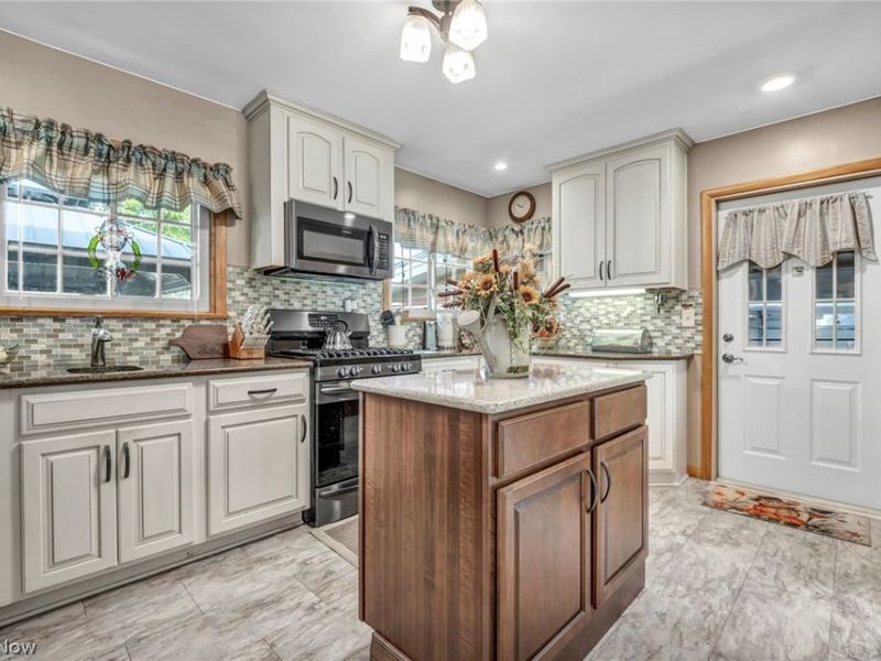 410 S Center Street, Newton Falls, OH 44444 Photo 11